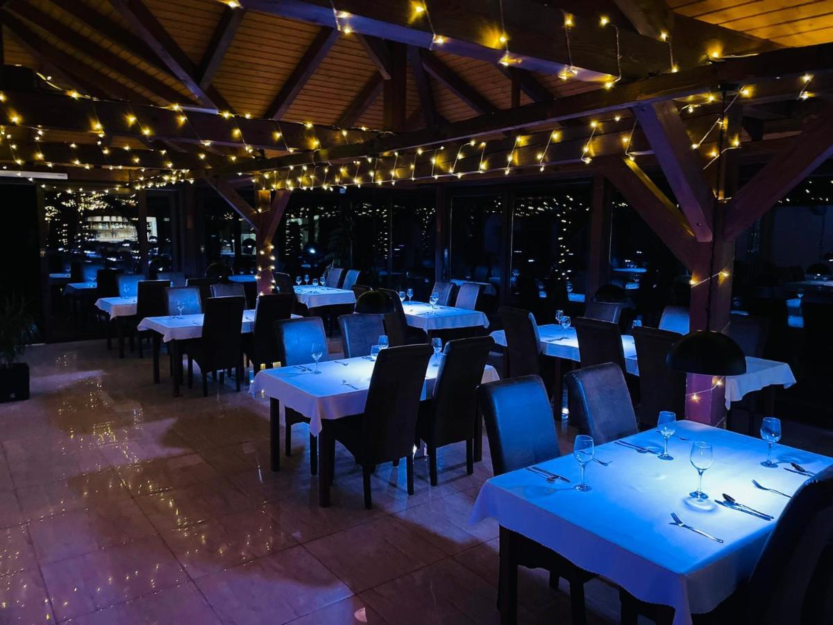 Penzion Bebek Filakovo Εξωτερικό φωτογραφία